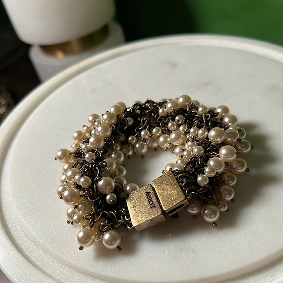J. CREW CHAMPAGNE COLORED CLUSTER PEARL CHAIN BRACELET - Picture 6 of 6